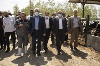بهره برداری از پروژه دامداری ۱۰۰۰ راس گاو شیری صنایع شیر ایران