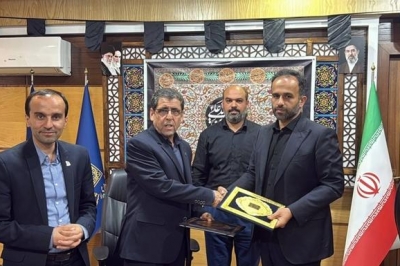 رستوران شناور و کشتی دریایی به تالاب عینک رشت می آید 