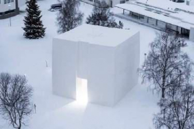 نمایشگاه جدیدتر پل استار از برف قطبی ساخته شده است