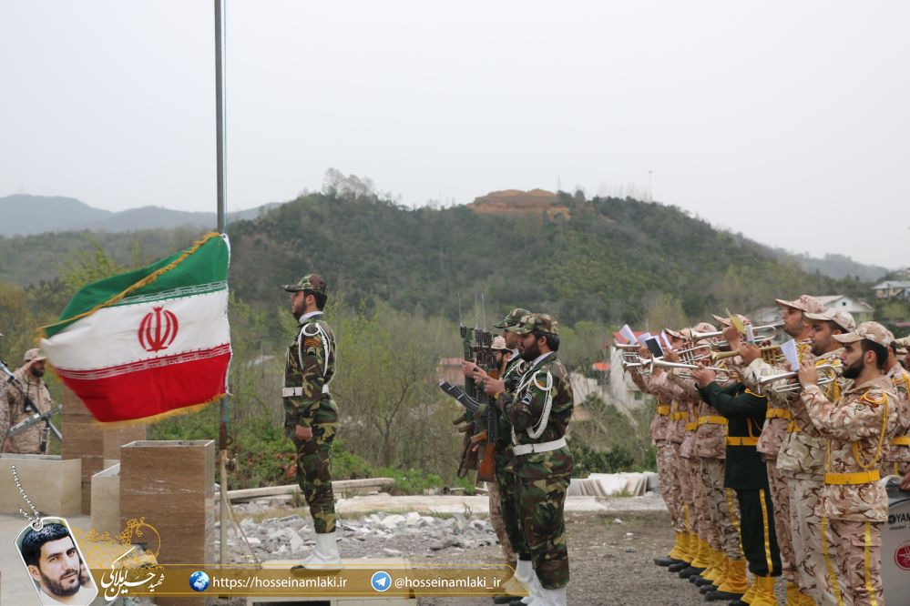 گزارش تصویری از صبحگاه مشترک نیروهای مسلح در محل یادمان شهید املاکی