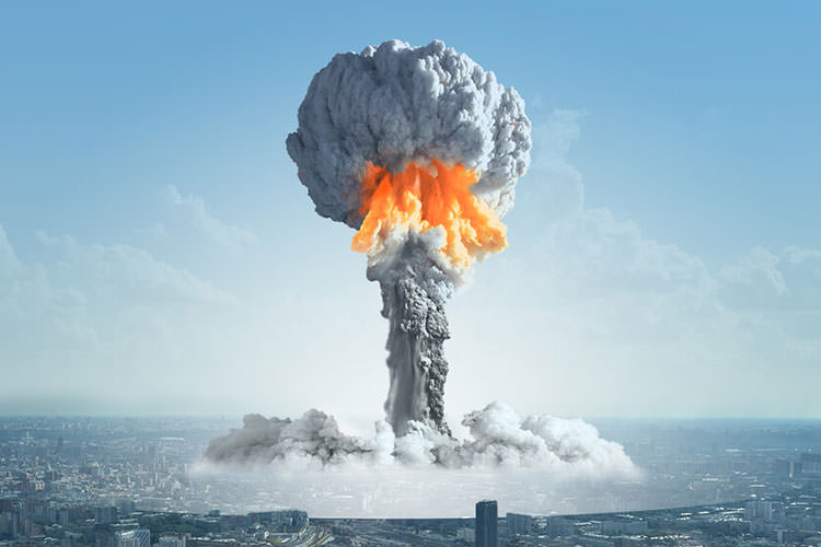هوش مصنوعی خطرناک تر است یا سلاح هسته ای؟