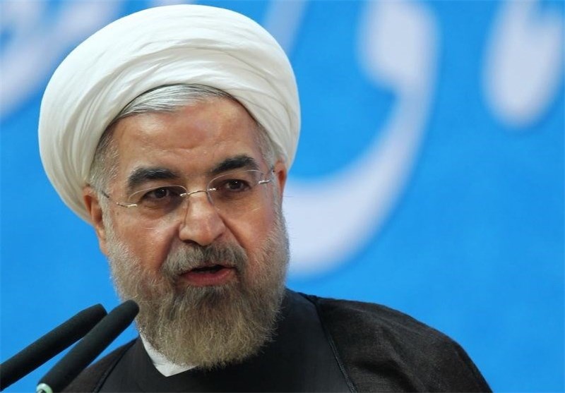 روحانی: حاضر نیستیم به اسم مذاکره، کنار میز تسلیم قرار بگیریم