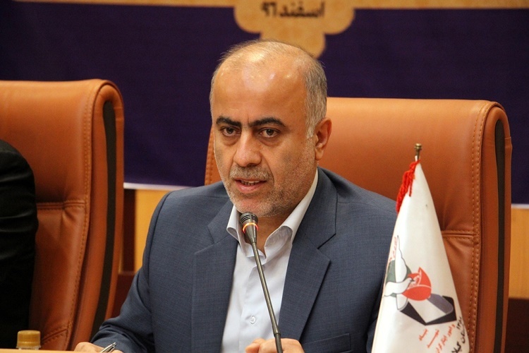 خانواده های شهدا مظهر ایثار و فداکاری هستند